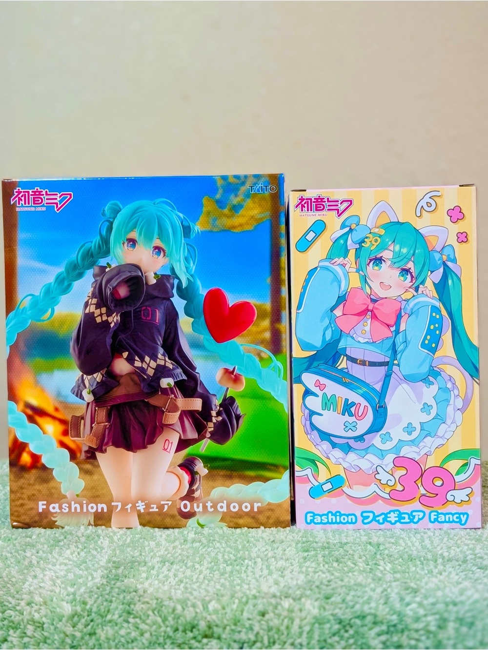 Hatsune Miku Fashion Figures Bundle